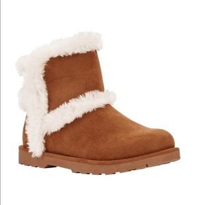 NIB Boots (Big Girls) Brown size 5 & 6